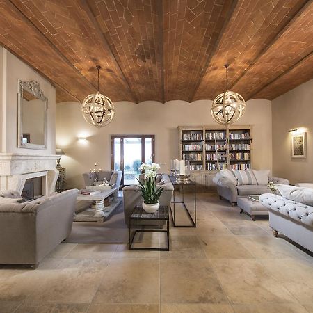 Borgo Argiano Villa คาสเตลนูโอโว เบราร์เดนกา ภายนอก รูปภาพ