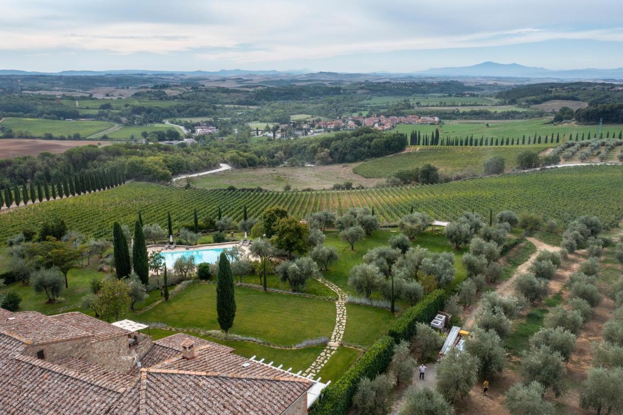 Borgo Argiano Villa คาสเตลนูโอโว เบราร์เดนกา ภายนอก รูปภาพ
