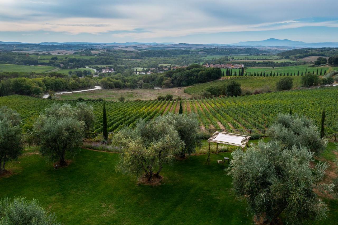 Borgo Argiano Villa คาสเตลนูโอโว เบราร์เดนกา ภายนอก รูปภาพ