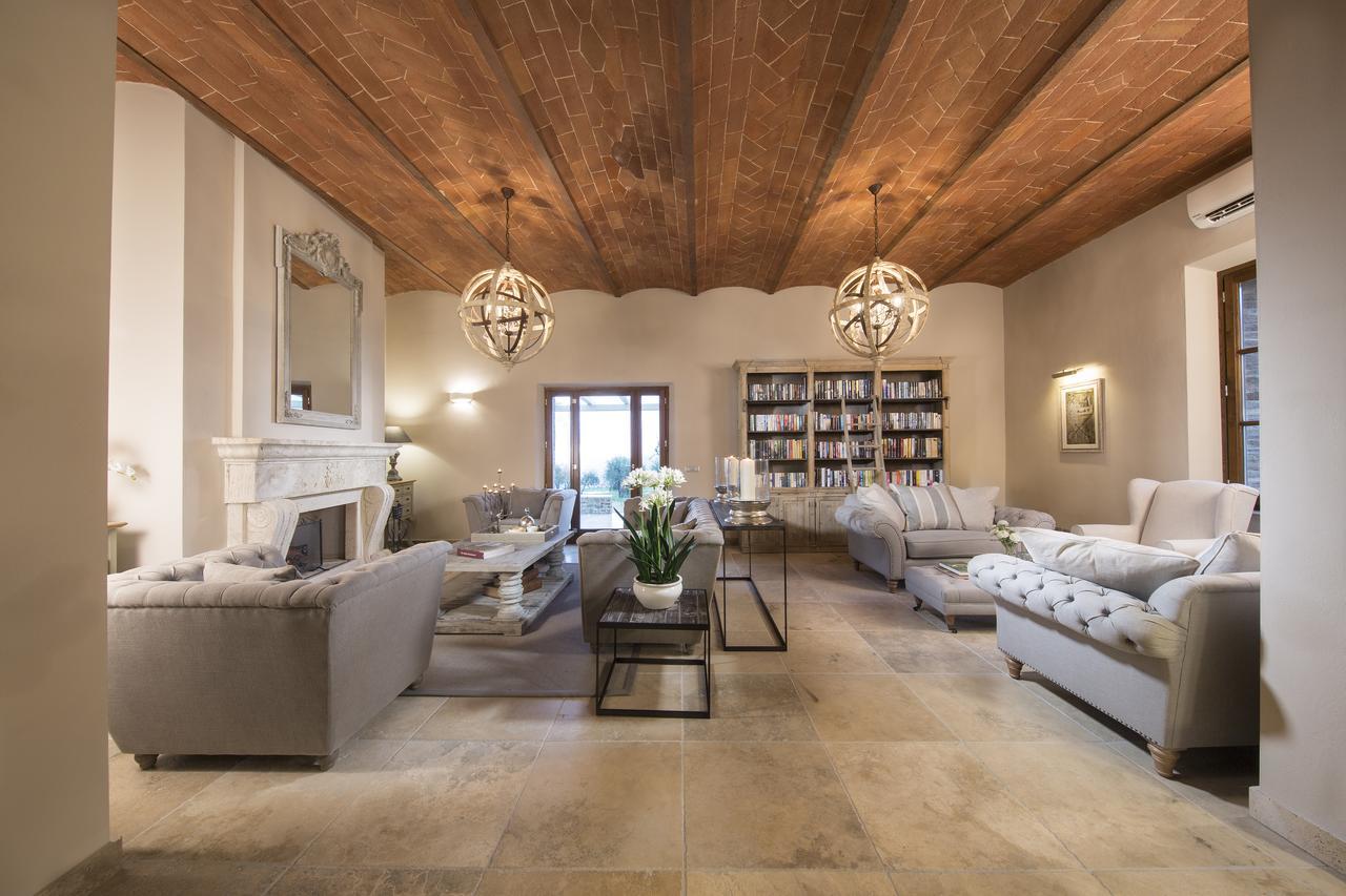 Borgo Argiano Villa คาสเตลนูโอโว เบราร์เดนกา ภายนอก รูปภาพ