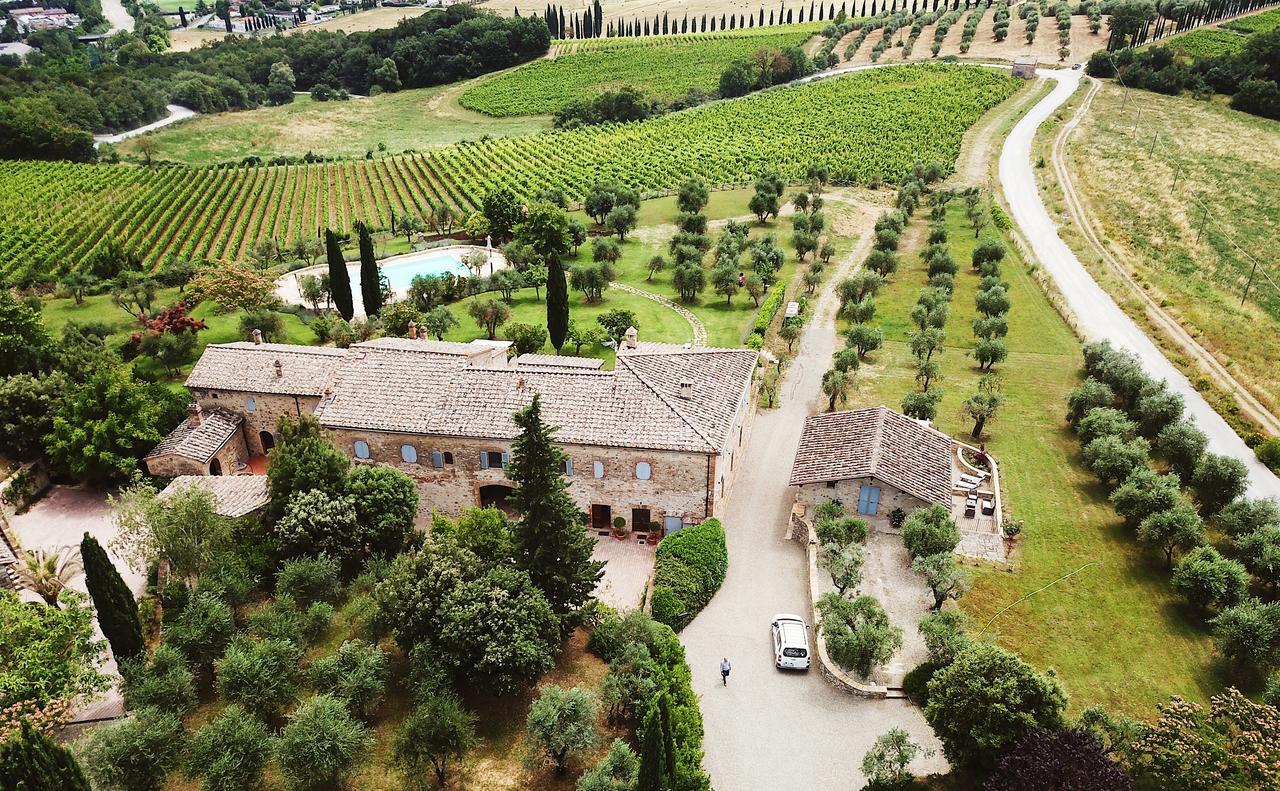 Borgo Argiano Villa คาสเตลนูโอโว เบราร์เดนกา ภายนอก รูปภาพ